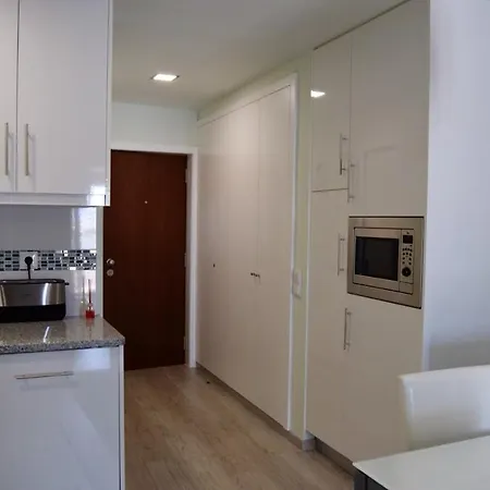 Lägenhet Bright With Sea View In 45 M² Encarnacao