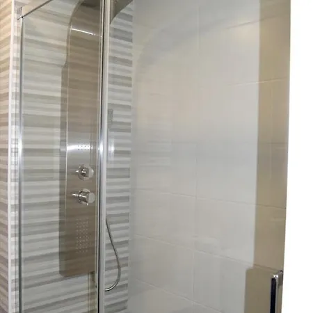 Lägenhet Bright With Sea View In 45 M² Encarnacao